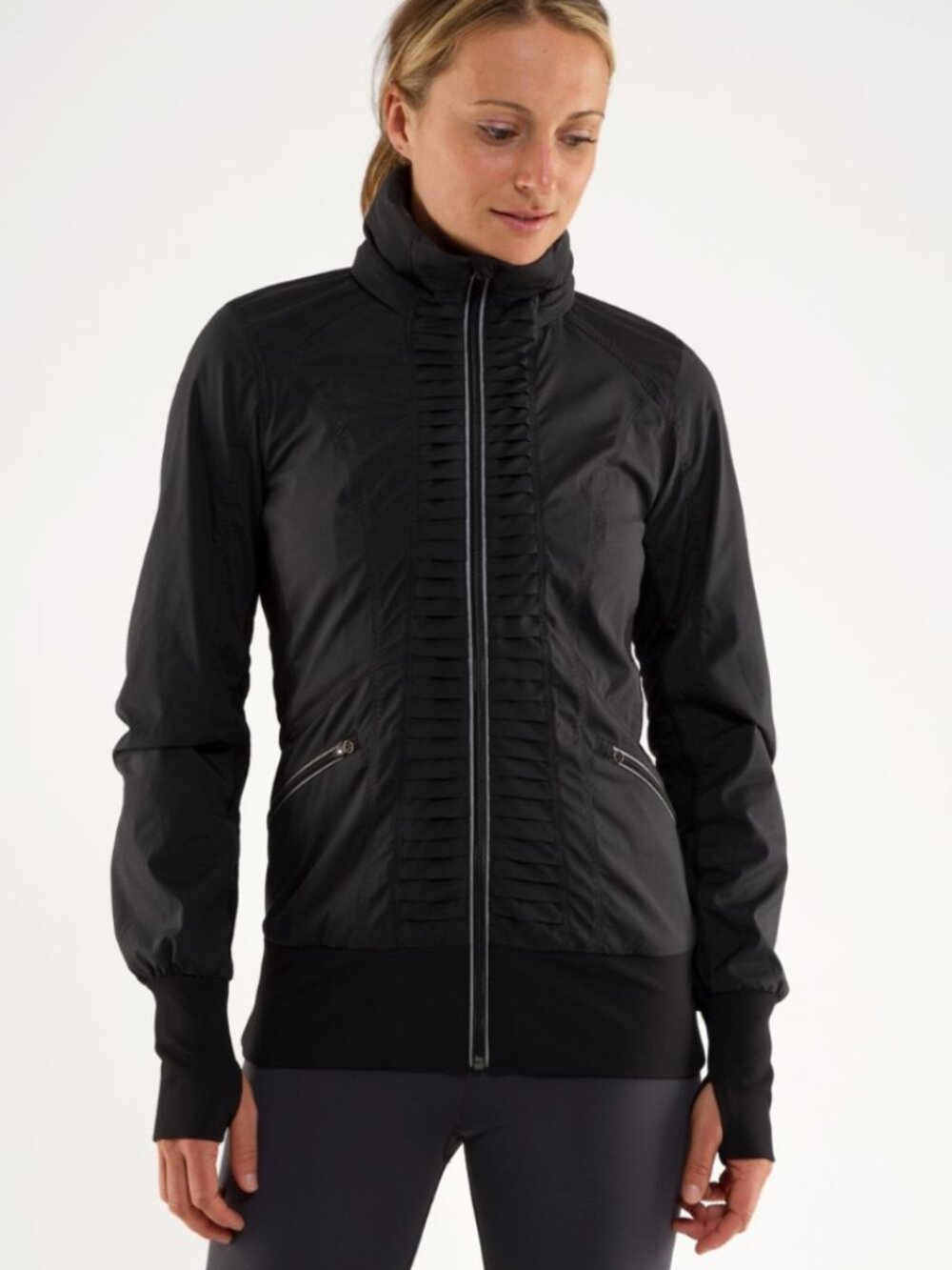 *Lululemon* Run: Back on Track Water Resistant Jacket -size 4 - HTF -(rv: $148!)